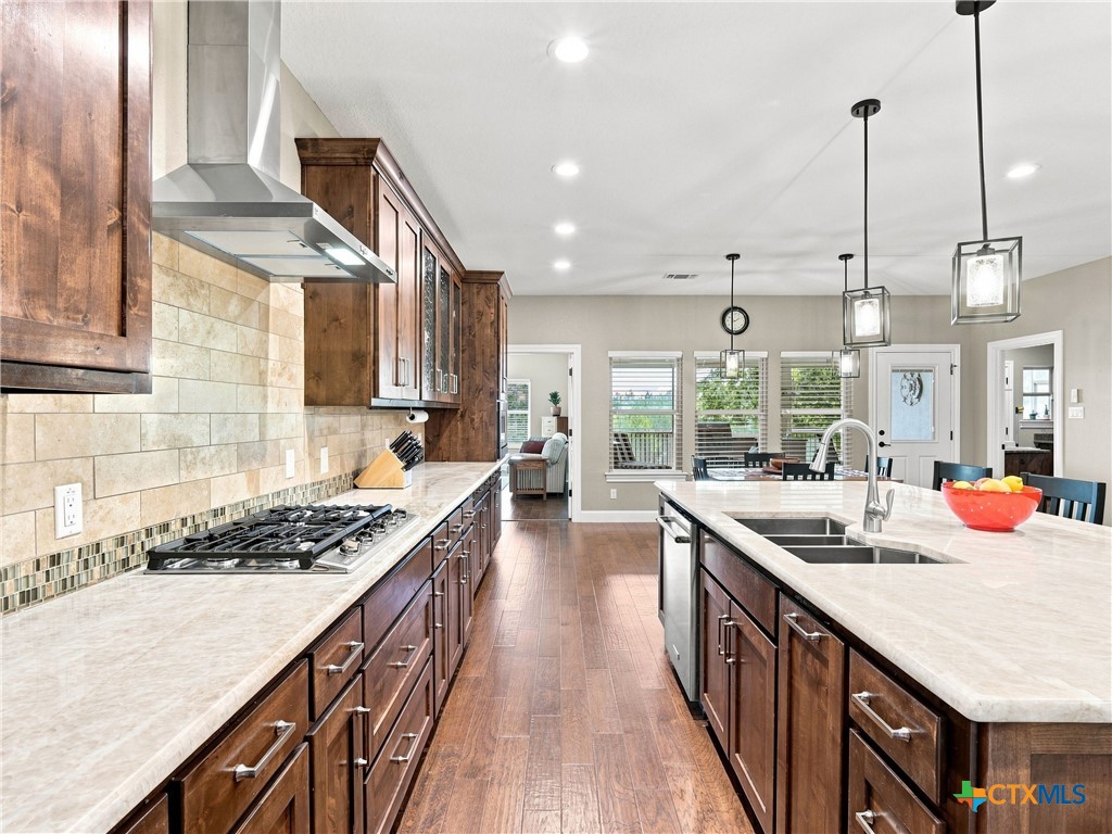 1711 Mountain Springs Property Photo 9