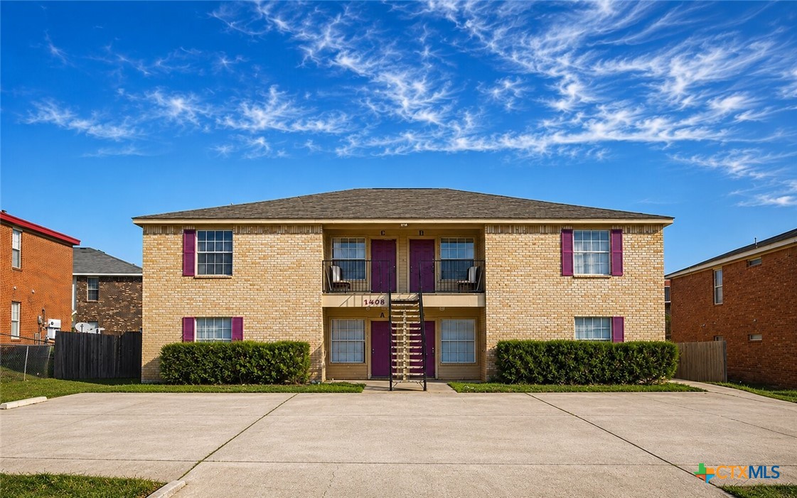 1405 Dugger Circle A Property Photo 1