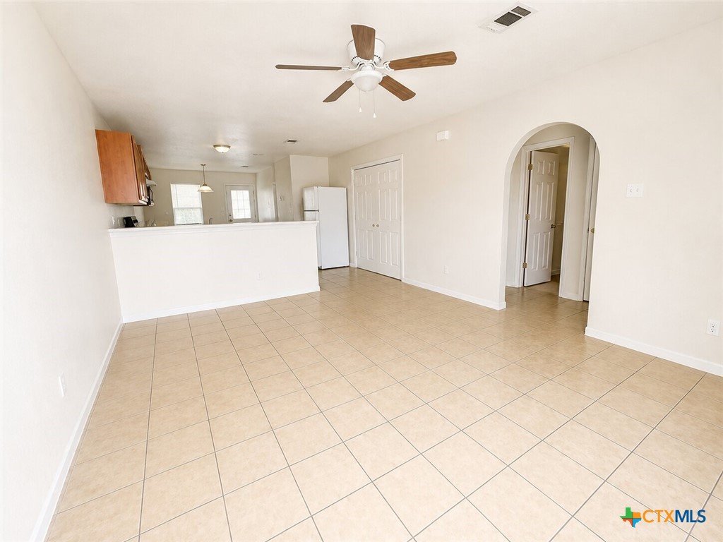 1405 Dugger Circle A Property Photo 2