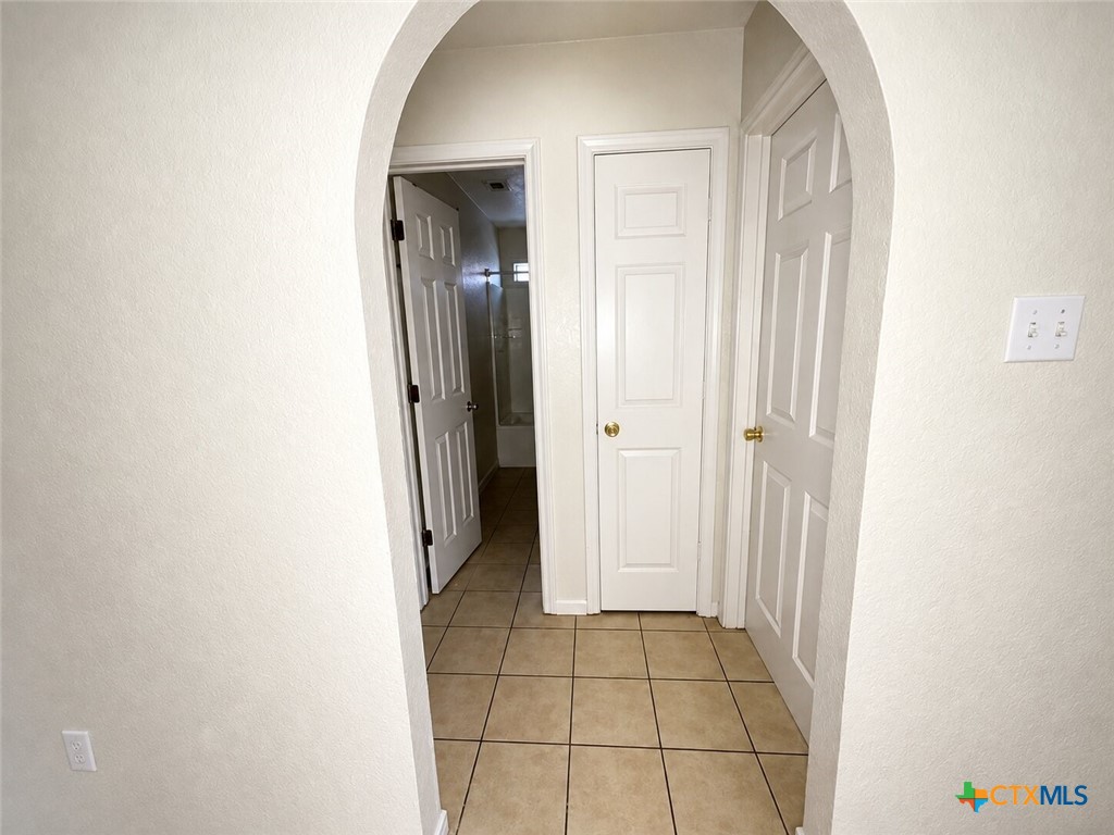1405 Dugger Circle A Property Photo 6