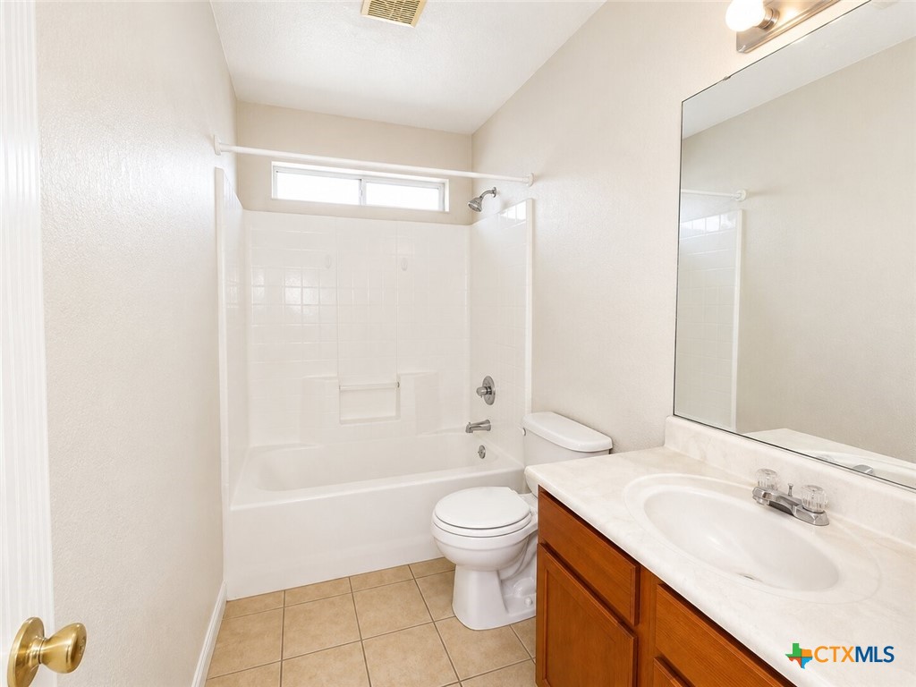 1405 Dugger Circle A Property Photo 11
