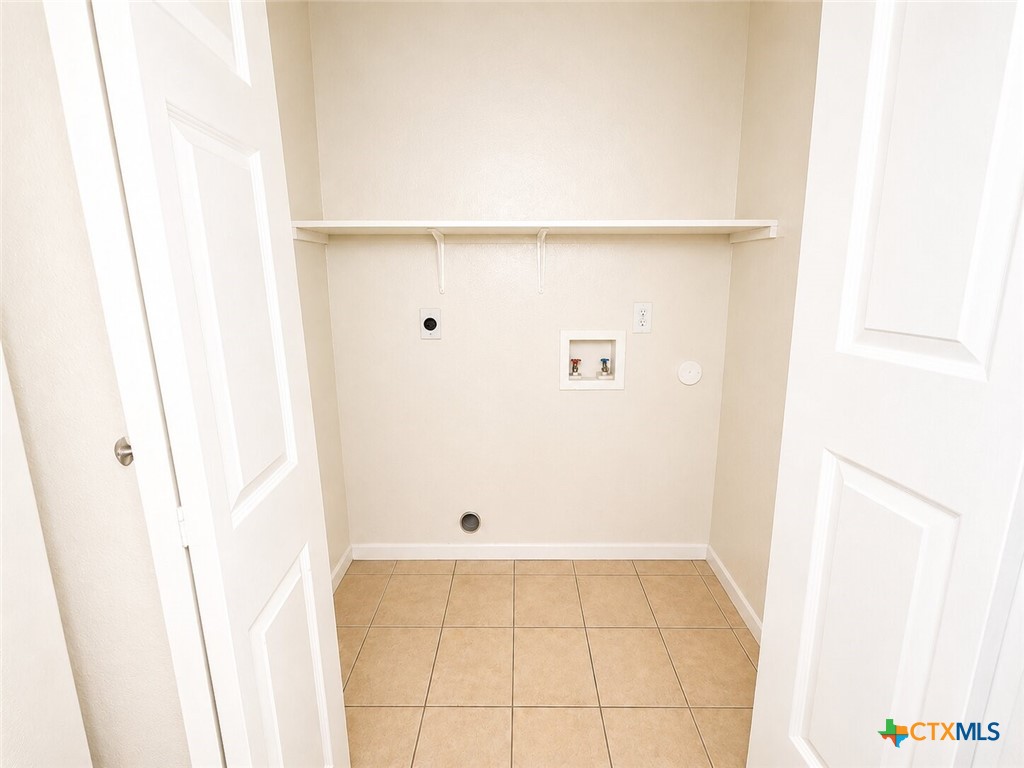 1405 Dugger Circle A Property Photo 13