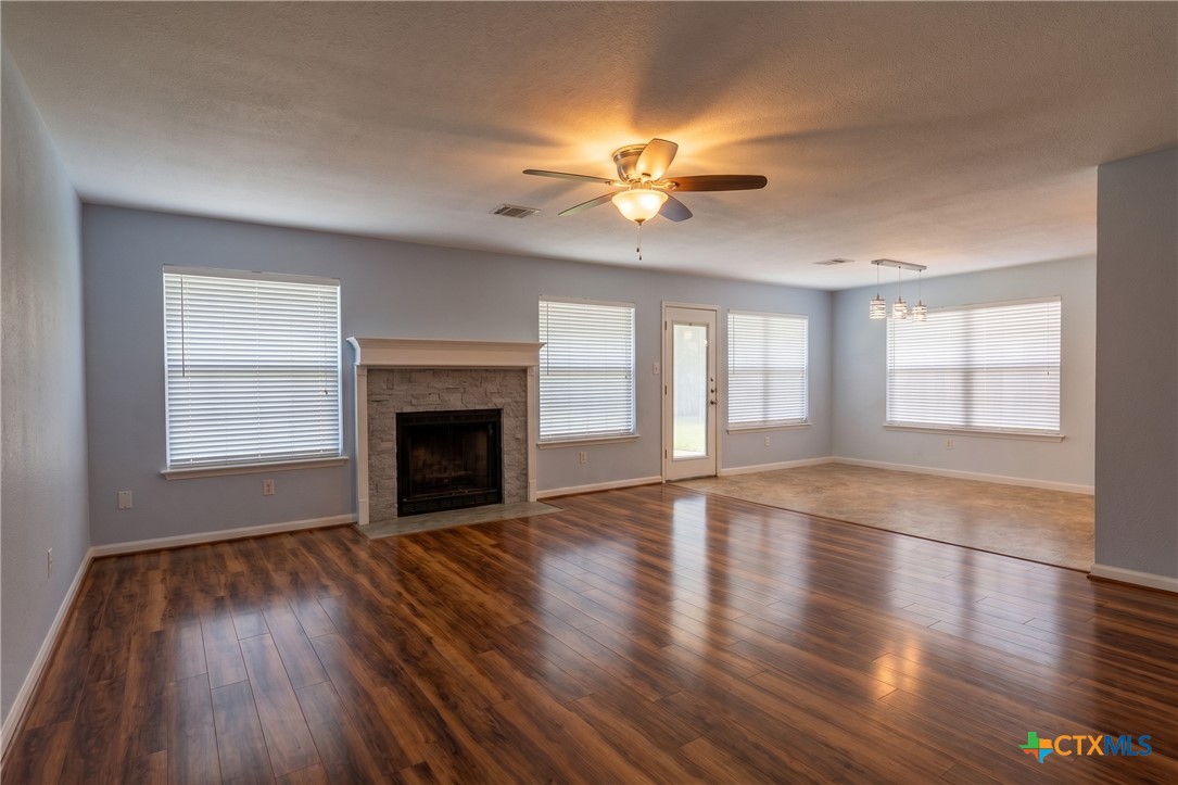 402 Preakness Circle Property Photo 2