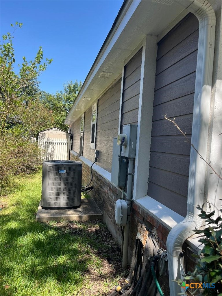 528 Jo Lynn Lane Property Photo 7