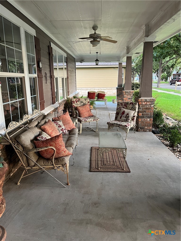 528 Jo Lynn Lane Property Photo 8