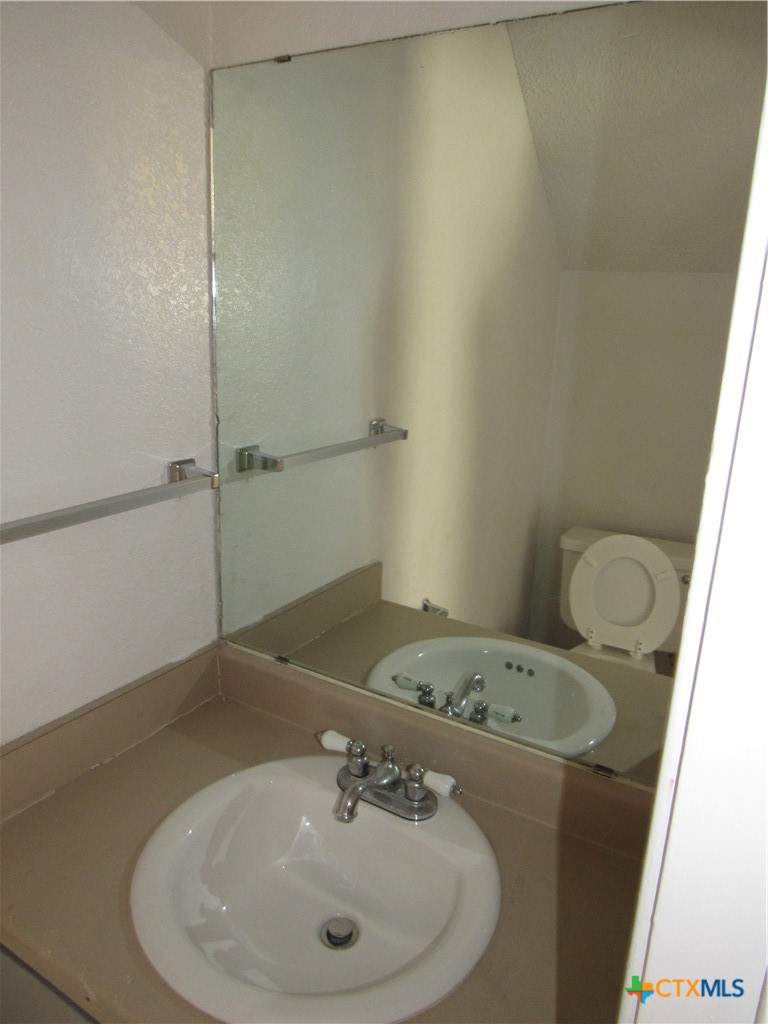 2603 Bermuda Drive D Property Photo 8