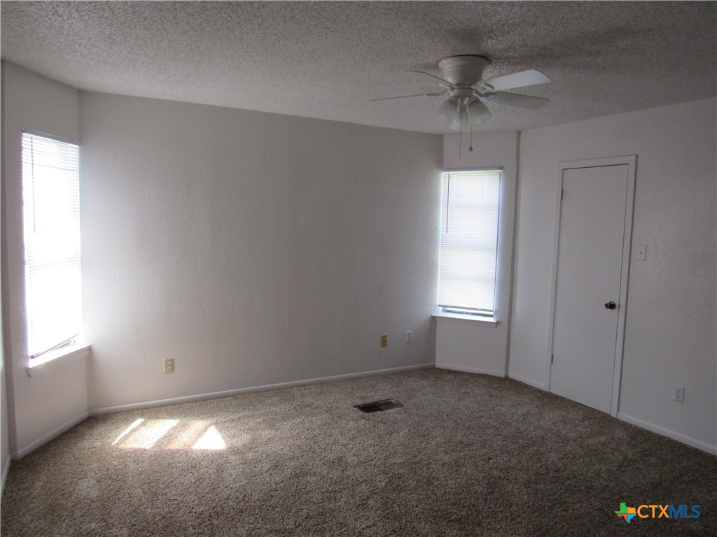 2603 Bermuda Drive D Property Photo 9