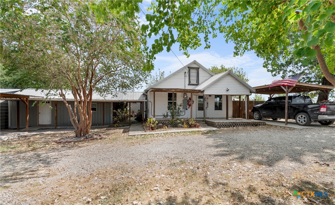 798 County Road 367 Property Photo 1