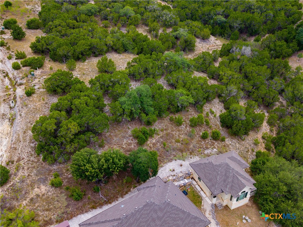 1015 Thunderbolt Road Property Photo 5