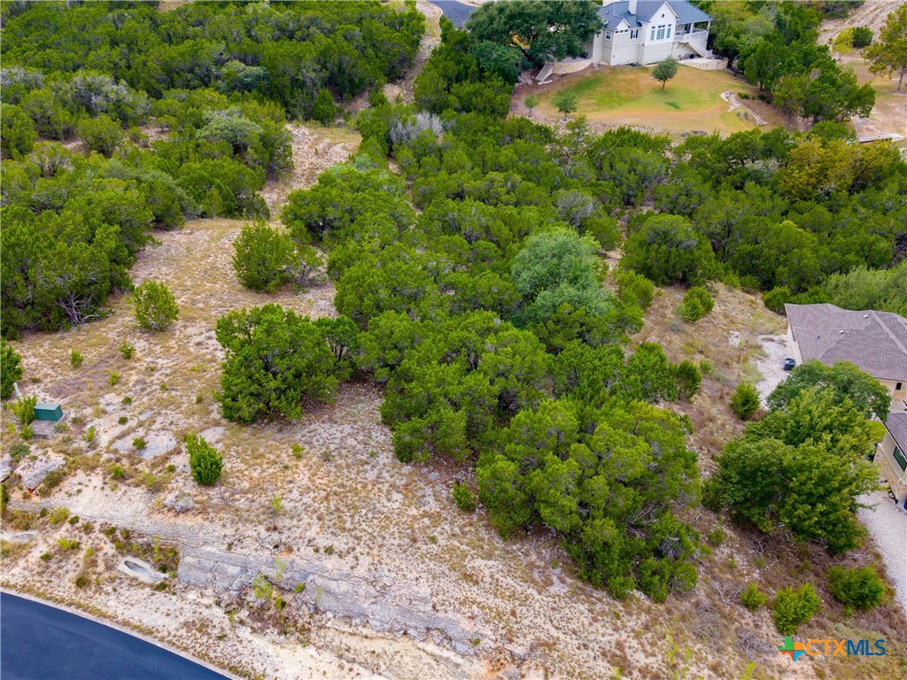 1015 Thunderbolt Road Property Photo 6