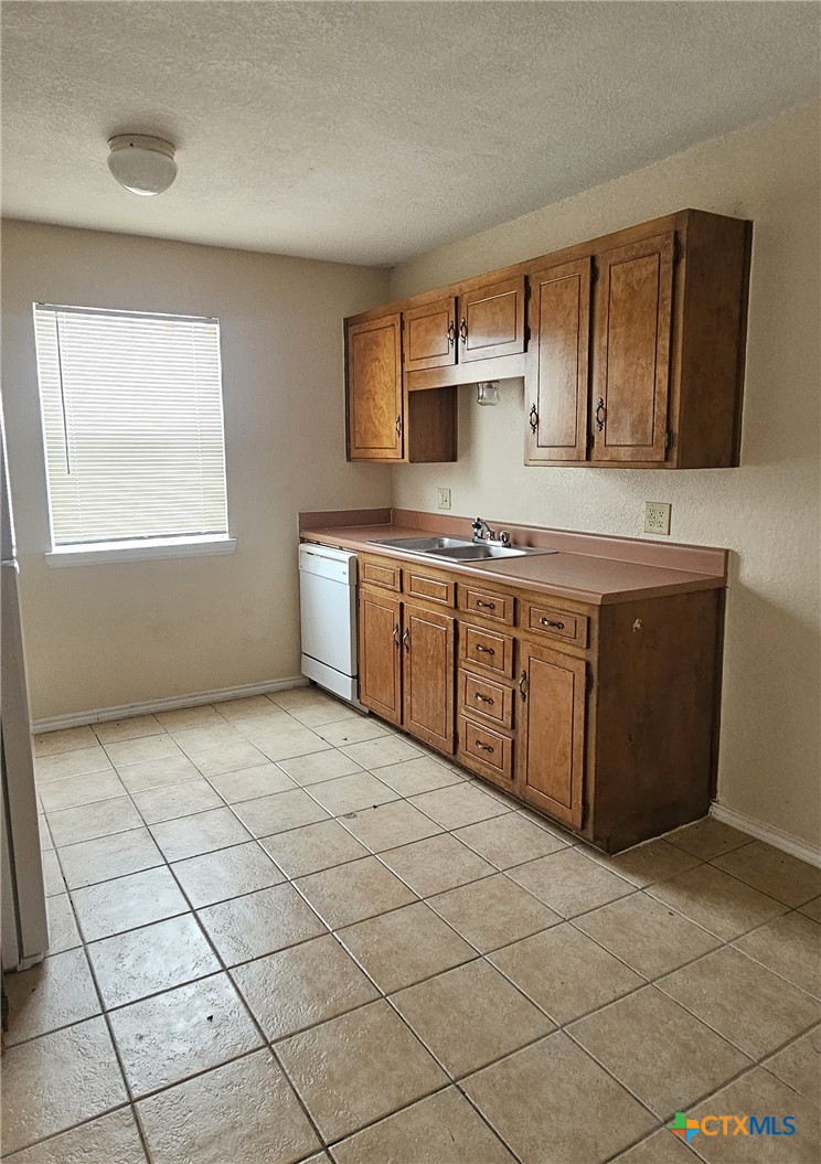 306 Erby Avenue A Property Photo 5