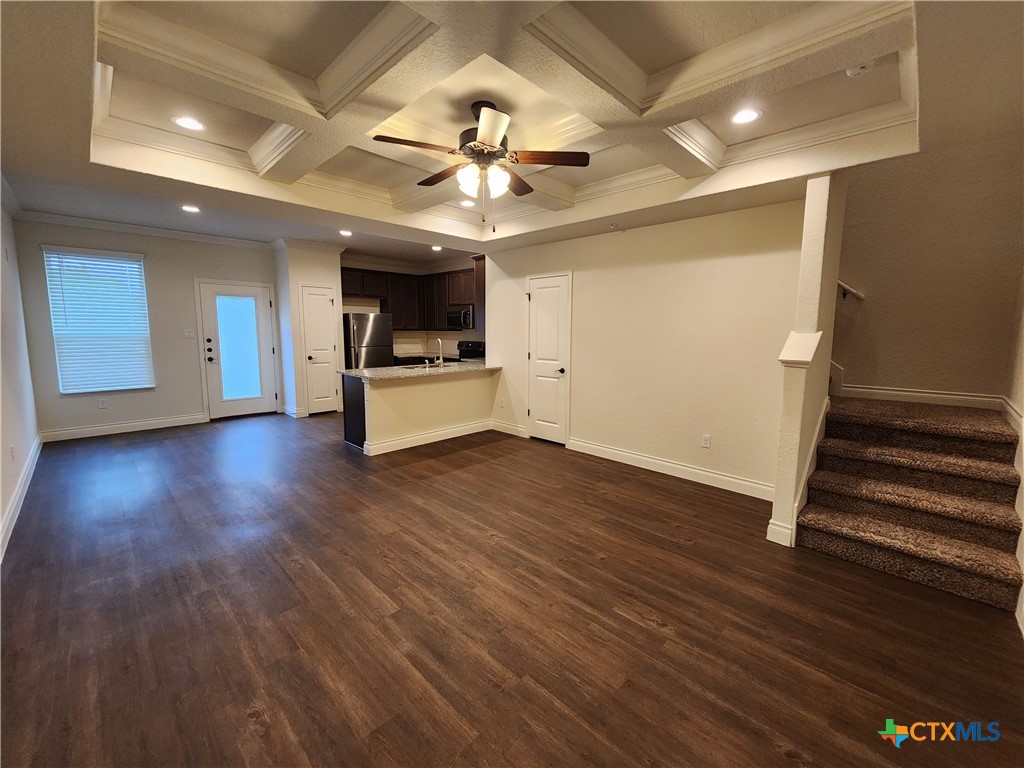 338 Untermaier Drive Property Photo 2