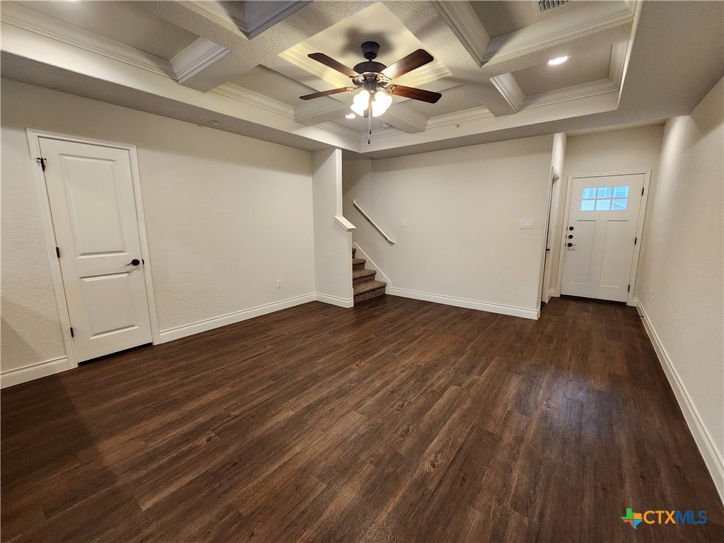 338 Untermaier Drive Property Photo 4