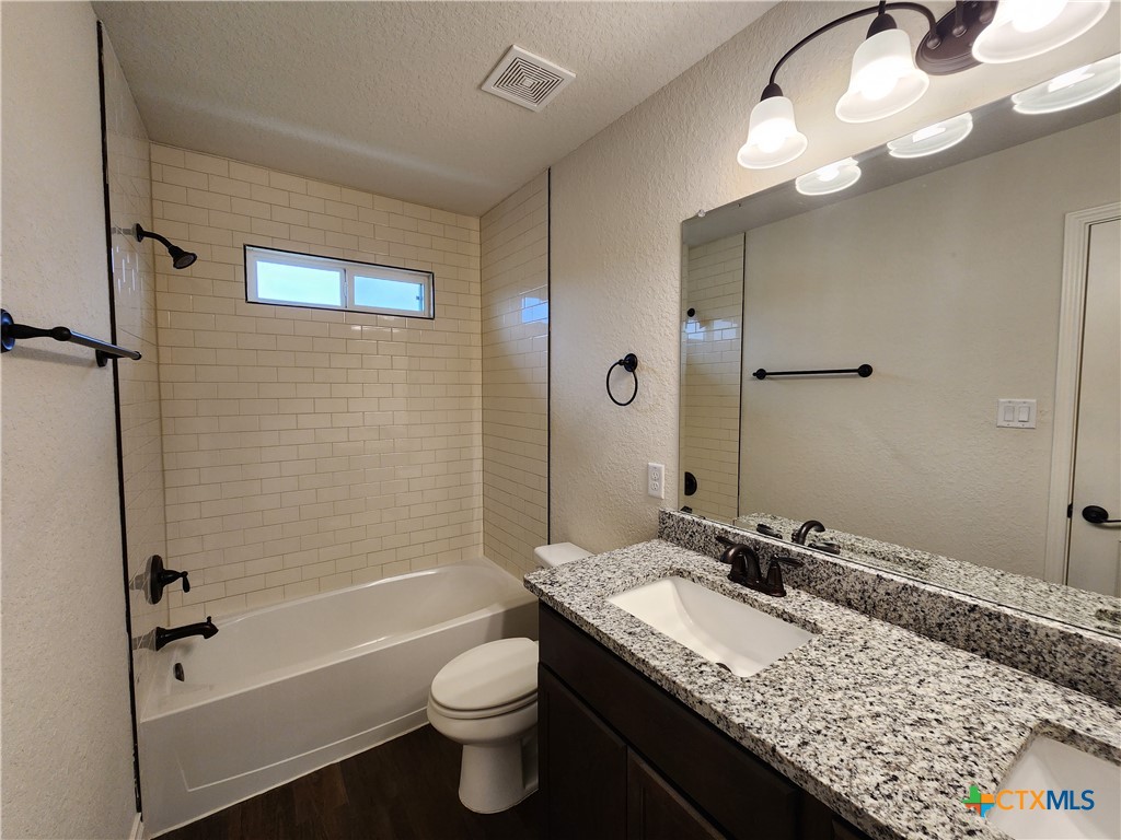 338 Untermaier Drive Property Photo 12