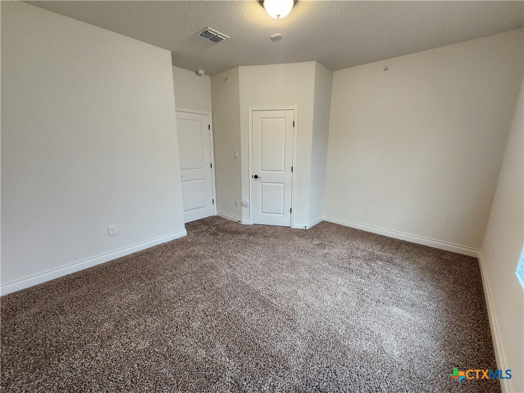338 Untermaier Drive Property Photo 13