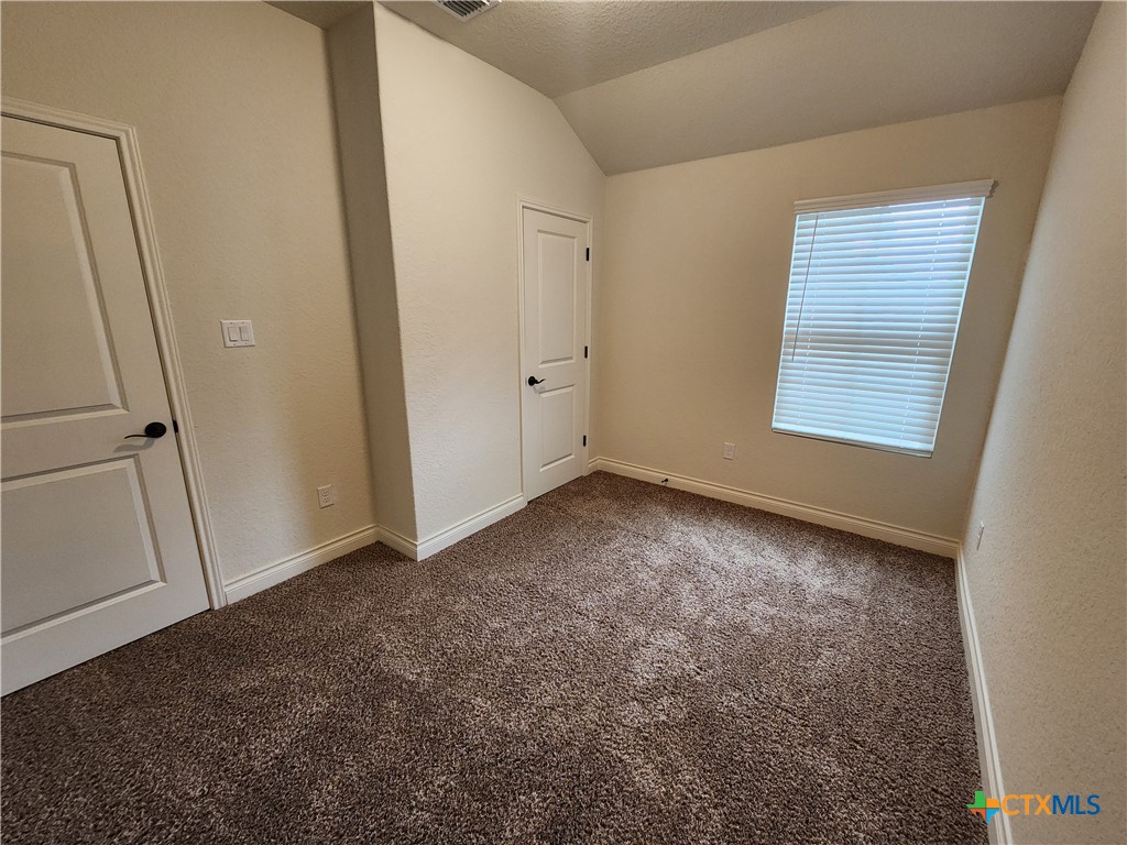 338 Untermaier Drive Property Photo 15