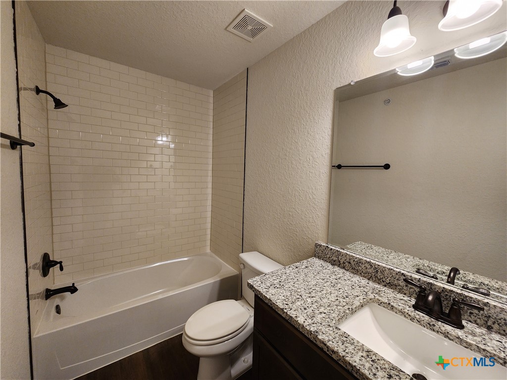 338 Untermaier Drive Property Photo 17