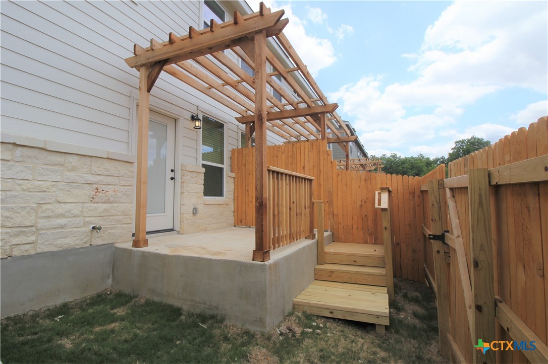 338 Untermaier Drive Property Photo 19