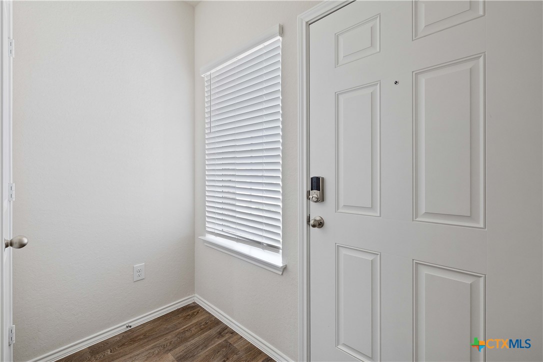 2861 Brogan Creek Property Photo 3