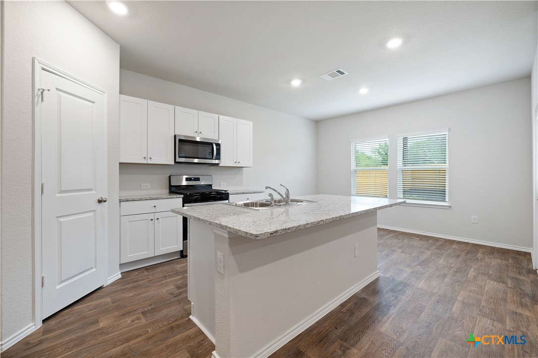 2861 Brogan Creek Property Photo 9