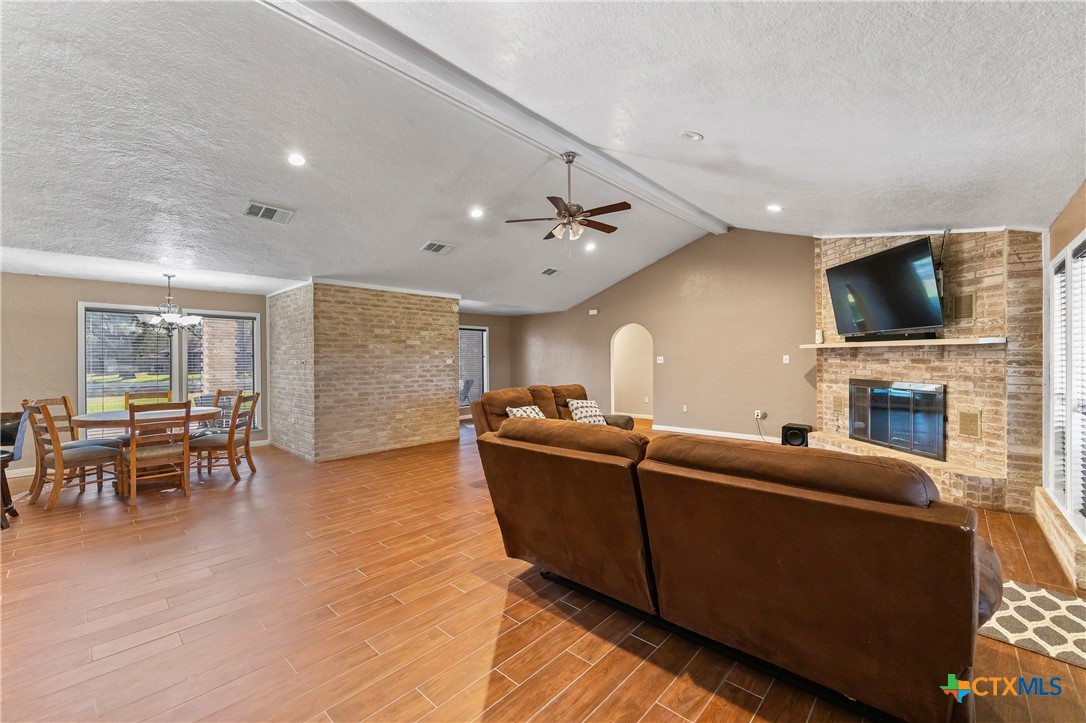 1107 Fairlane Drive Property Photo 11