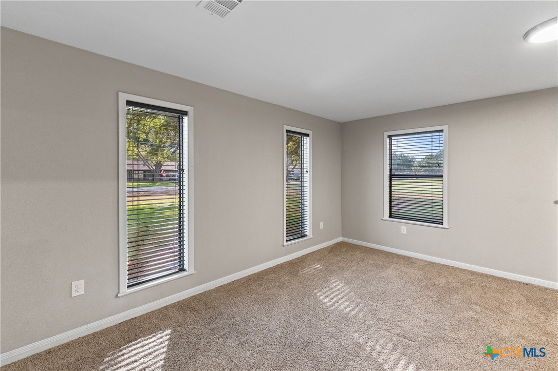 1107 Fairlane Drive Property Photo 18