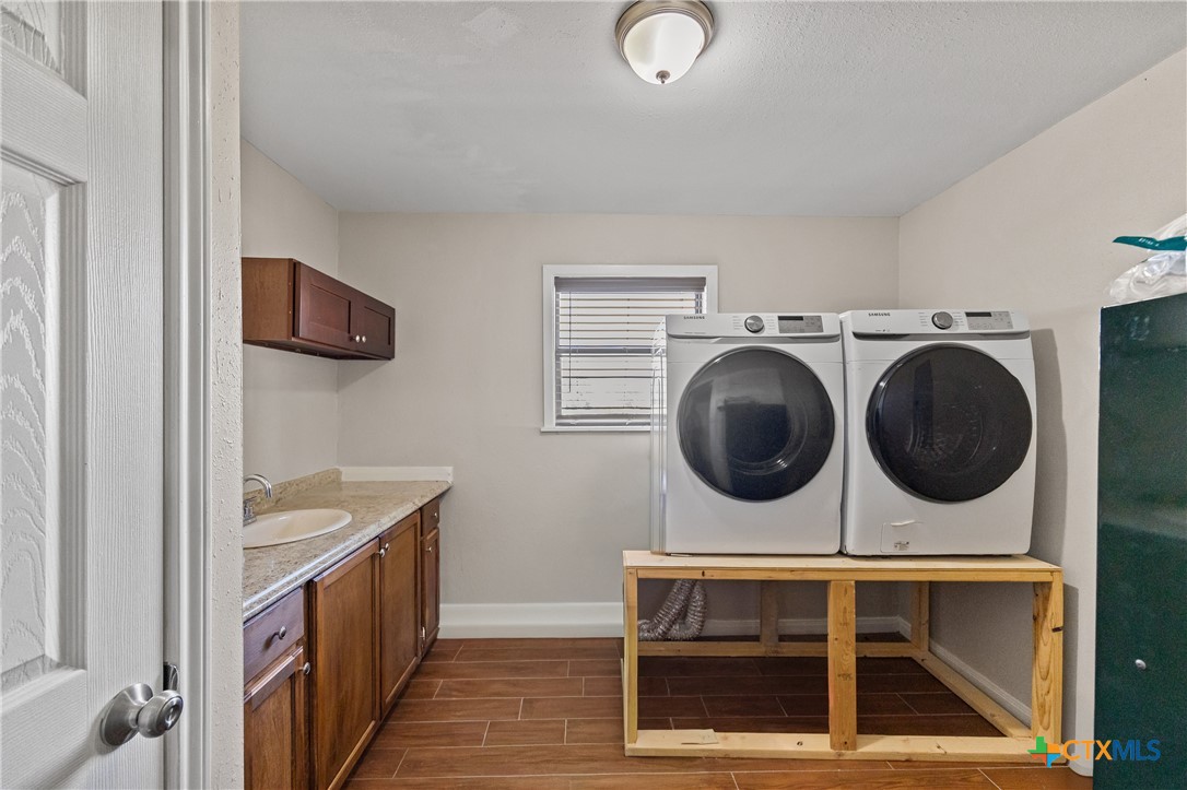 1107 Fairlane Drive Property Photo 32