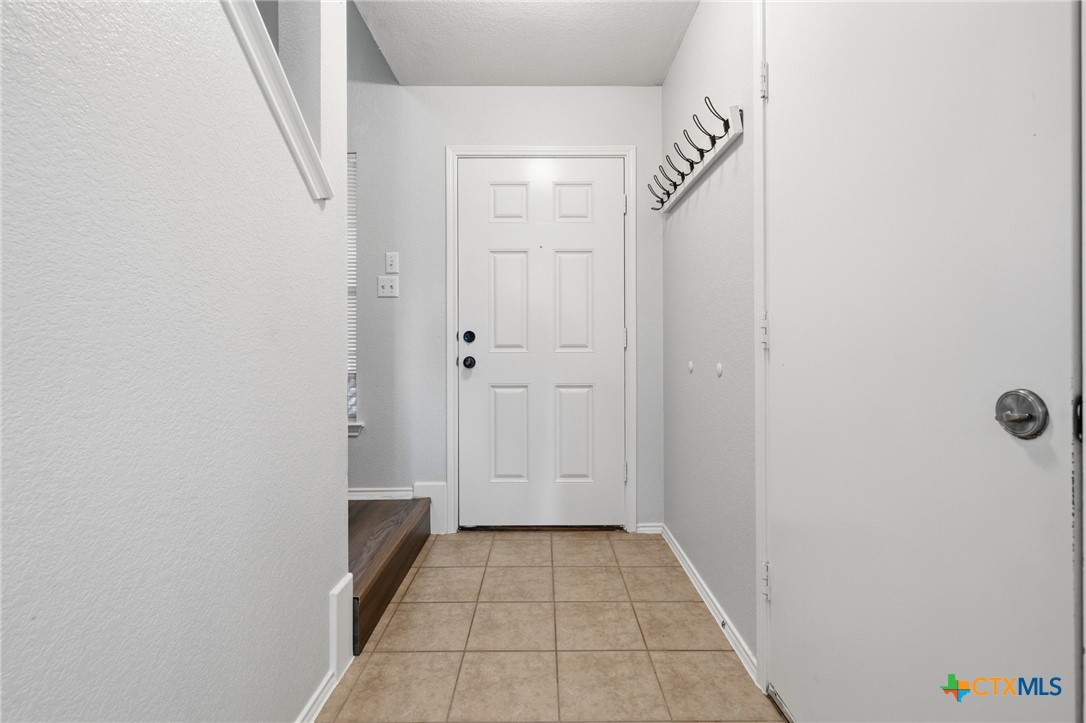 5212 Capricorn Loop Property Photo 6