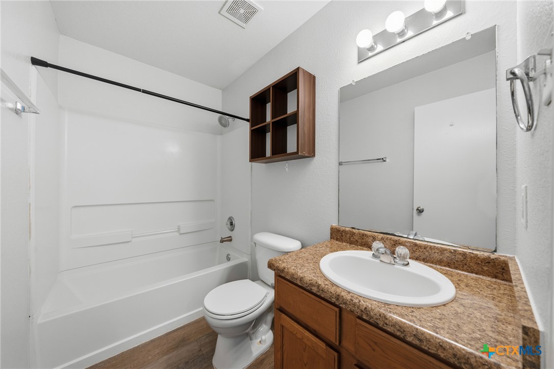 5212 Capricorn Loop Property Photo 15