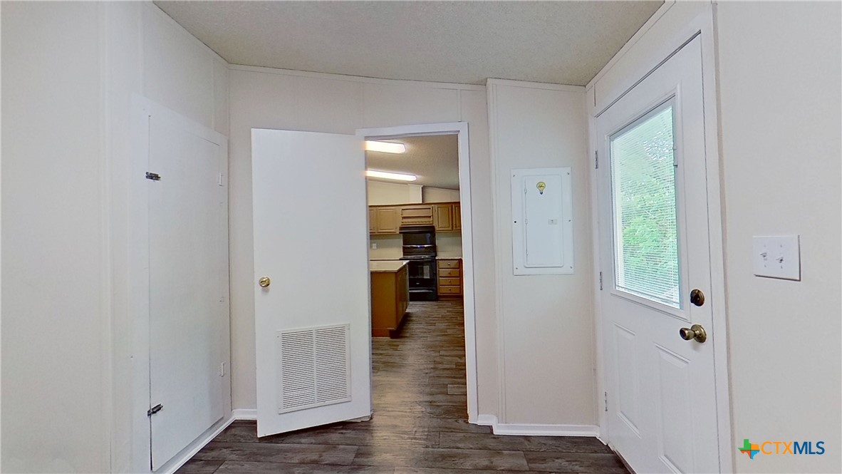 100 County Road 194 Property Photo 17