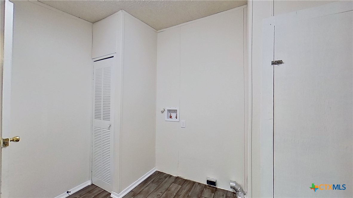100 County Road 194 Property Photo 18
