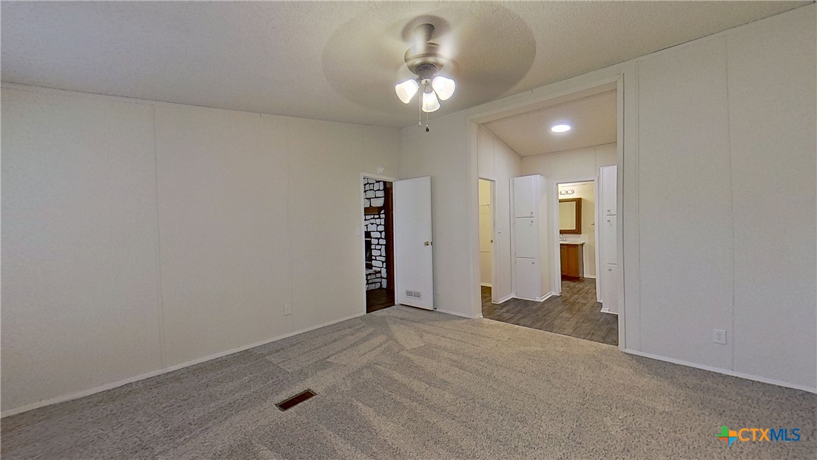 100 County Road 194 Property Photo 21