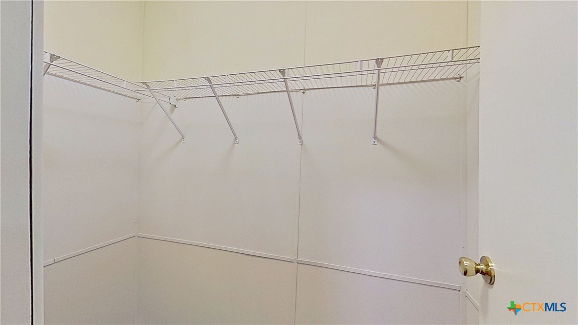 100 County Road 194 Property Photo 23