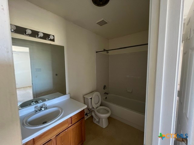 3414 Crescent Drive Property Photo 8