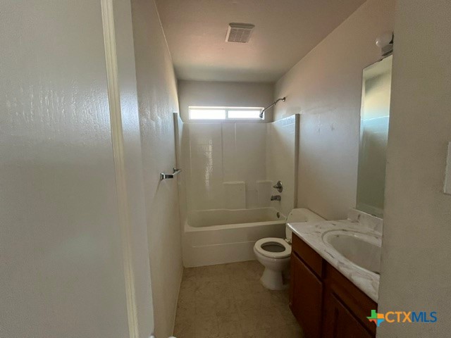 414 Brittney Way Property Photo 7