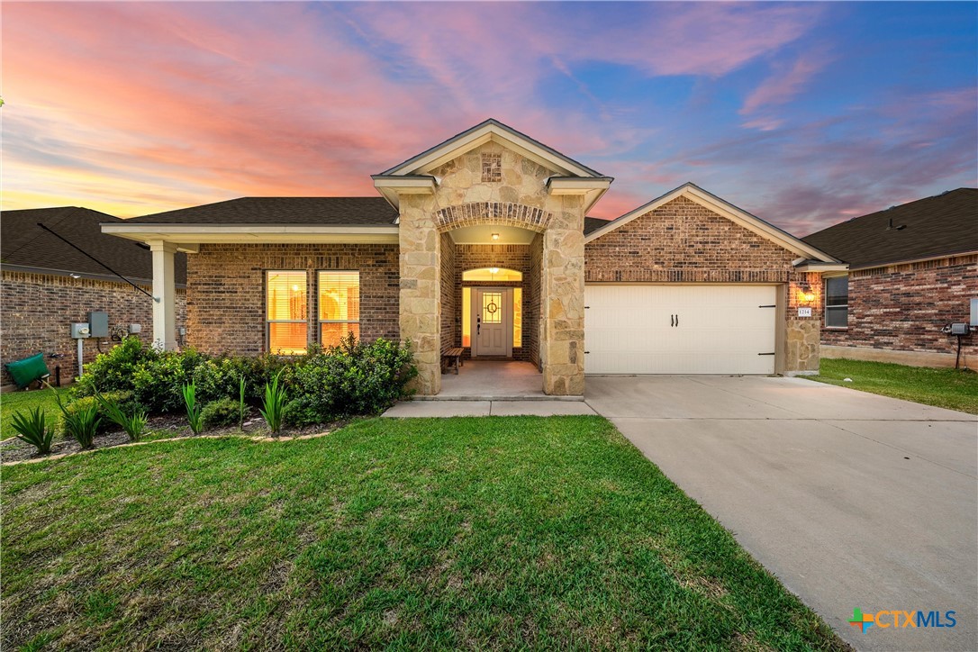 1214 Iron Glen Drive Property Photo