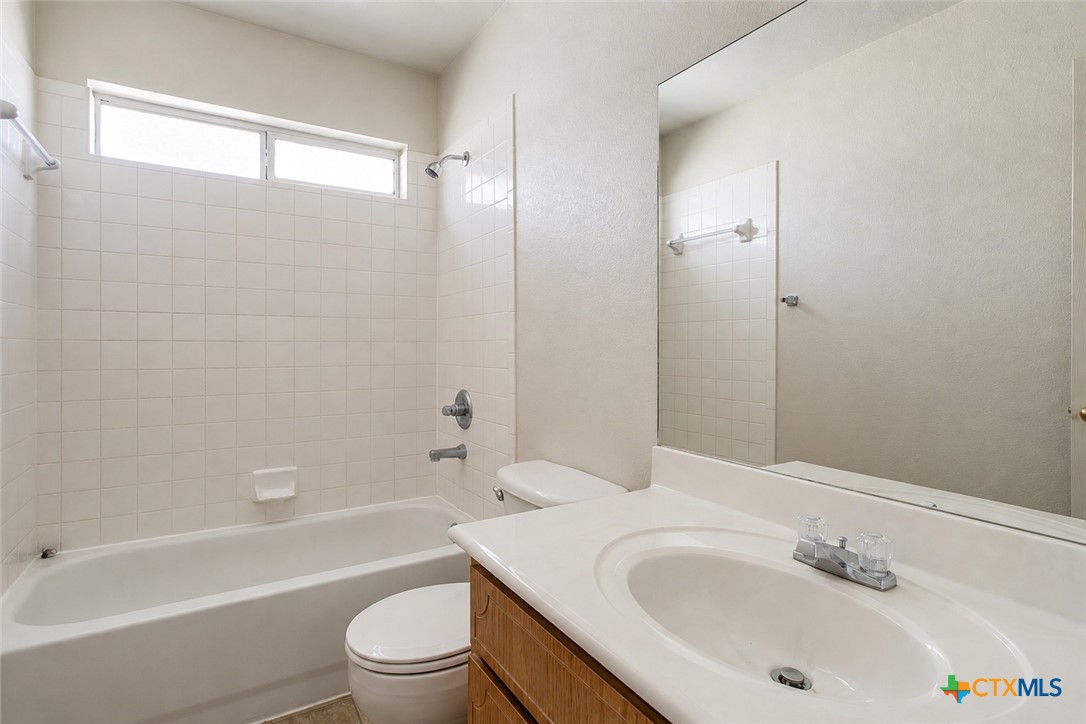 102 E Robin Lane A Property Photo 17