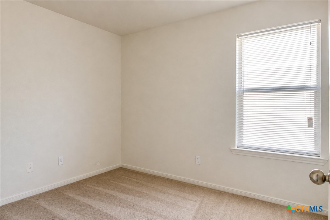 102 E Robin Lane A Property Photo 18