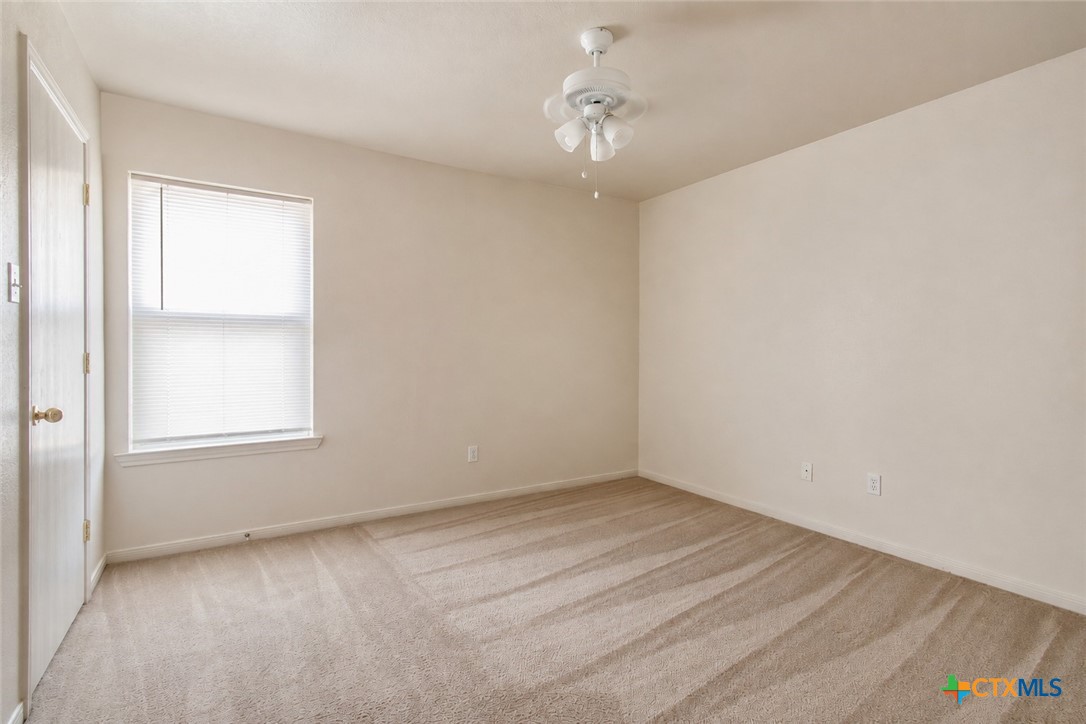 102 E Robin Lane A Property Photo 19