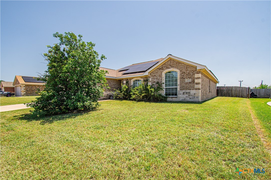 1108 Copper Creek Property Photo 2