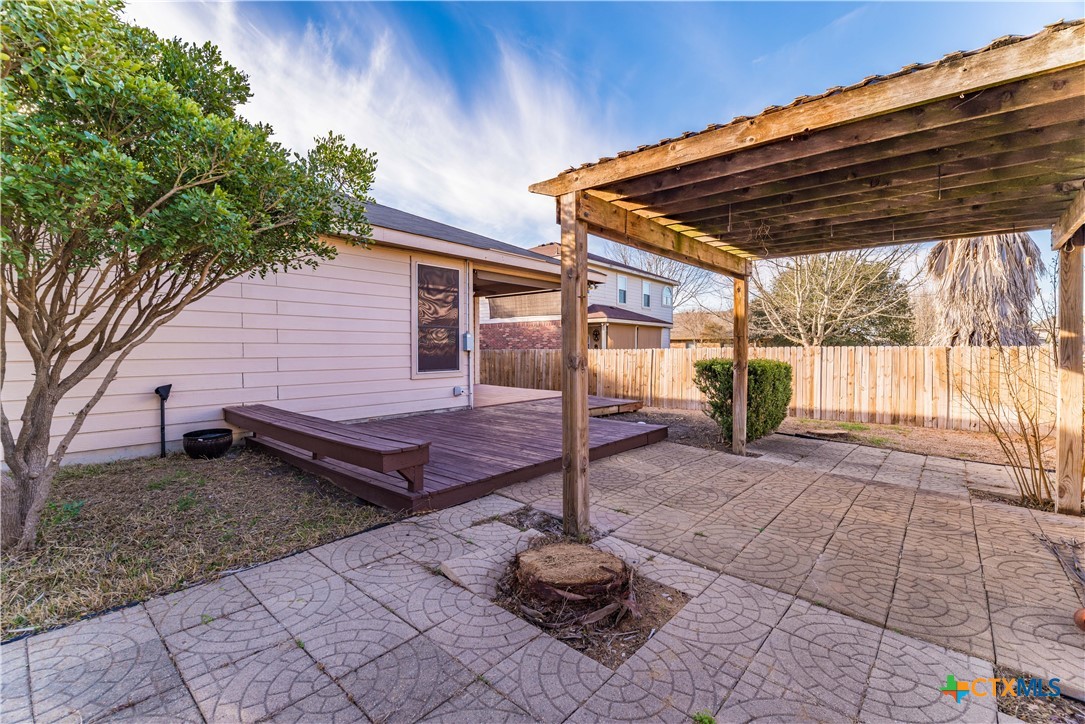 116 Pilot Point Property Photo 28