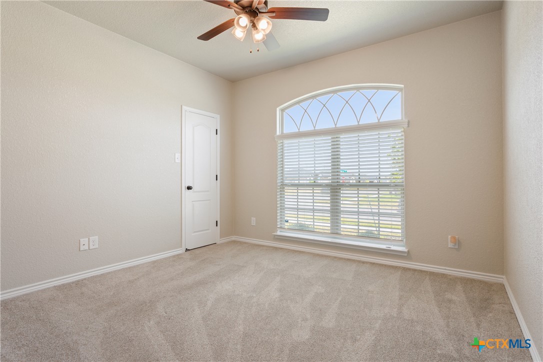 7601 Silicon Drive Property Photo 10