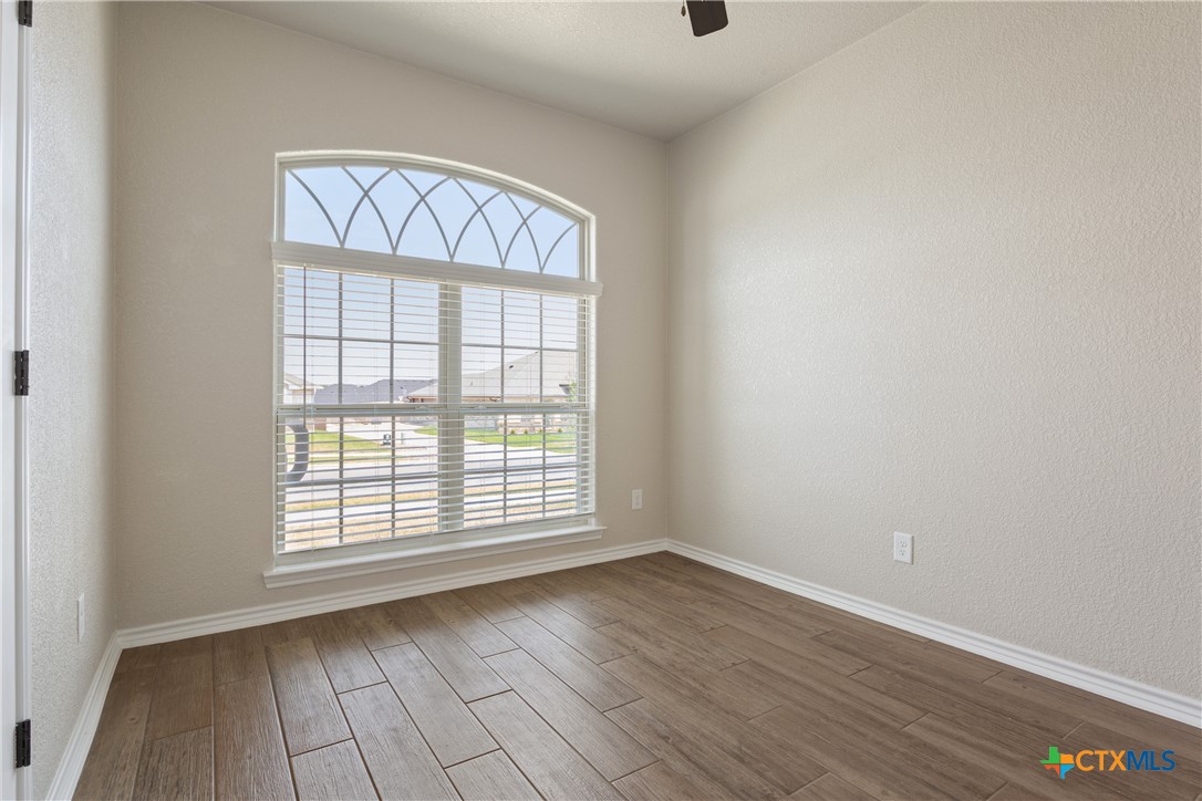 7601 Silicon Drive Property Photo 16