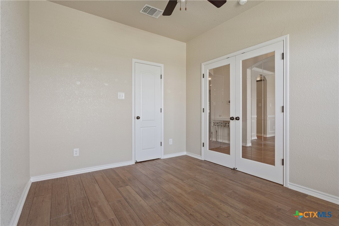 7601 Silicon Drive Property Photo 17