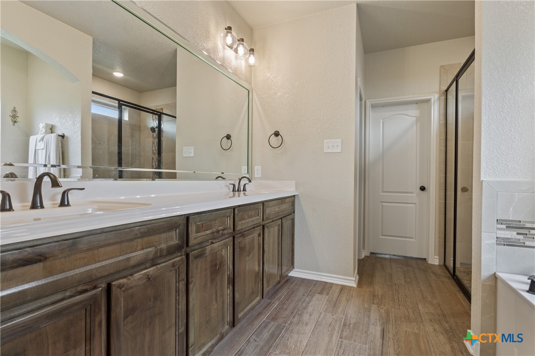 7601 Silicon Drive Property Photo 19