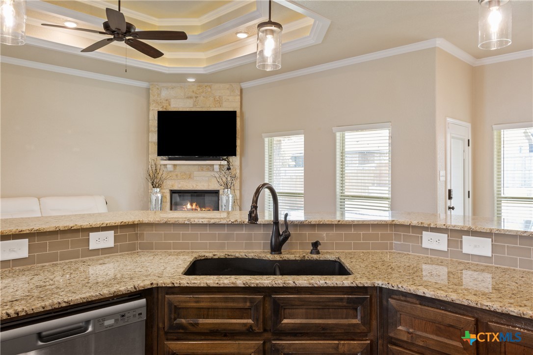 7601 Silicon Drive Property Photo 33