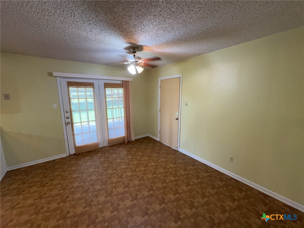 820 Michelle Drive Property Photo 4