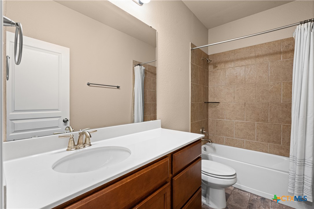10223 Alamosa Lane Property Photo 21