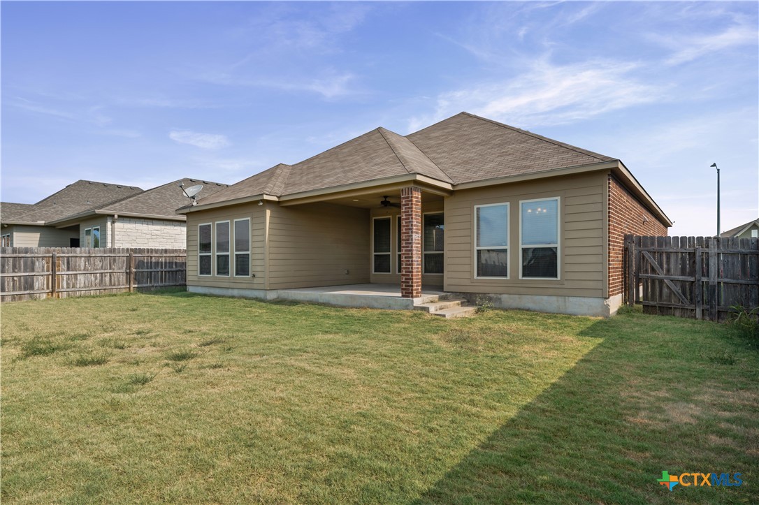 10223 Alamosa Lane Property Photo 28
