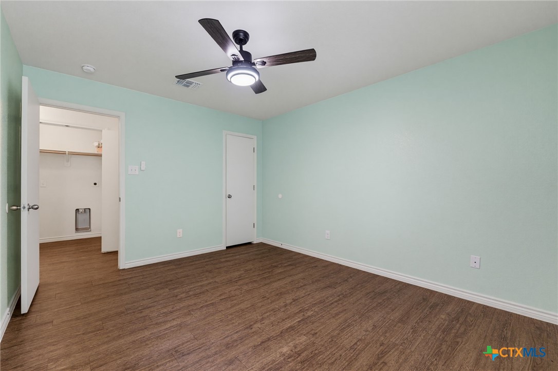 913 Ashwood Drive A Property Photo 14